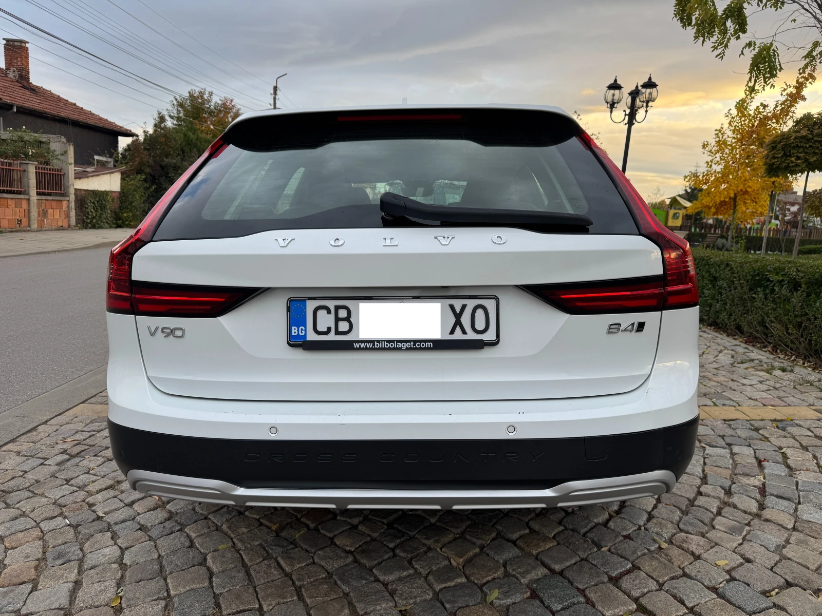 Volvo V90 Cross Country B4 Mild Hybrid - изображение 5