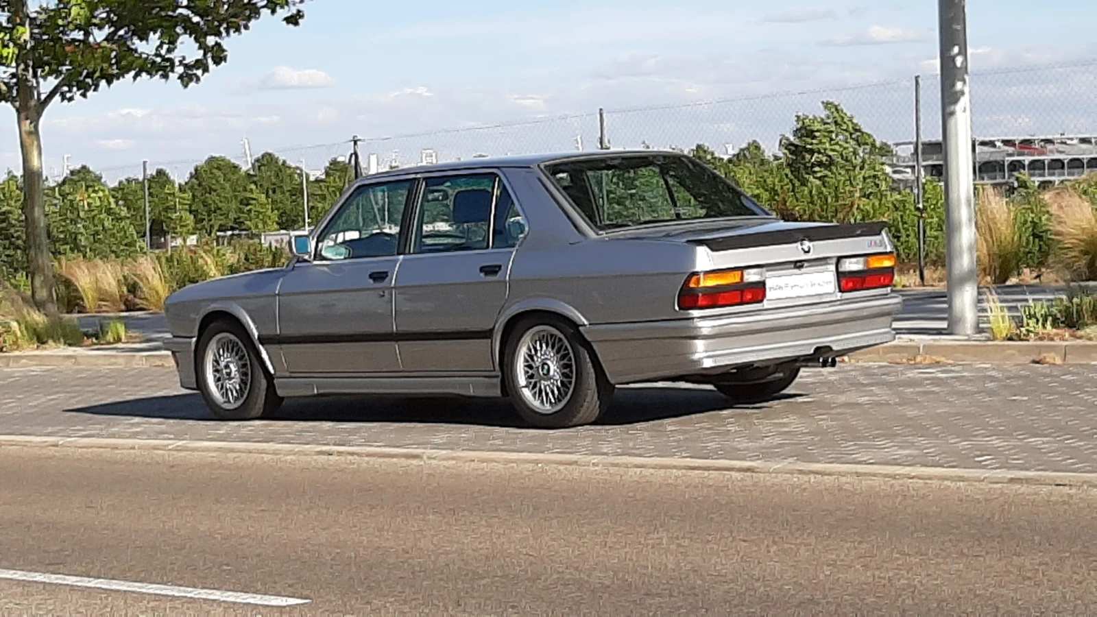 BMW M5 | Mobile.bg   6