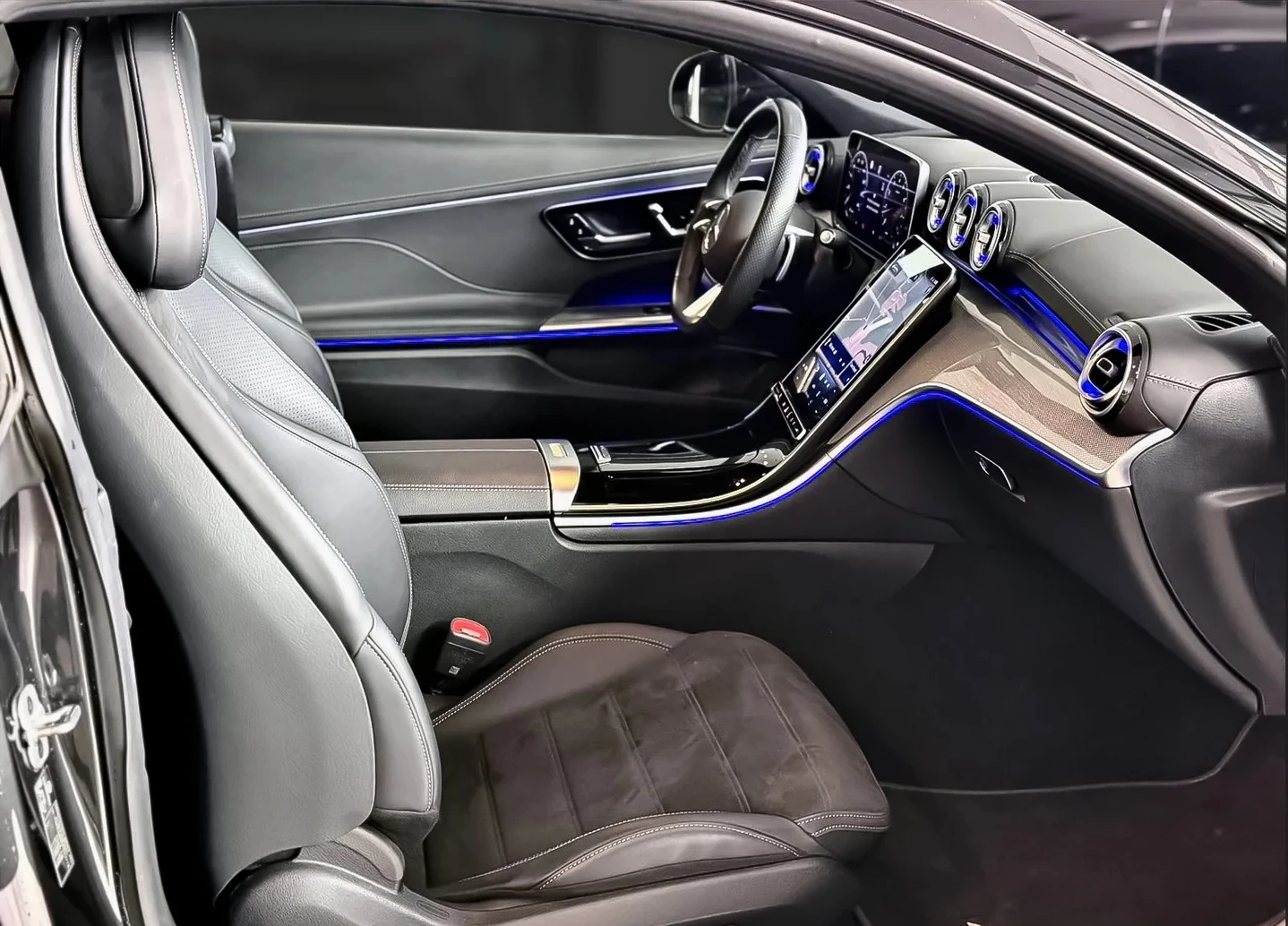 Mercedes-Benz CLE 200 Coupe AMG-Line - изображение 6