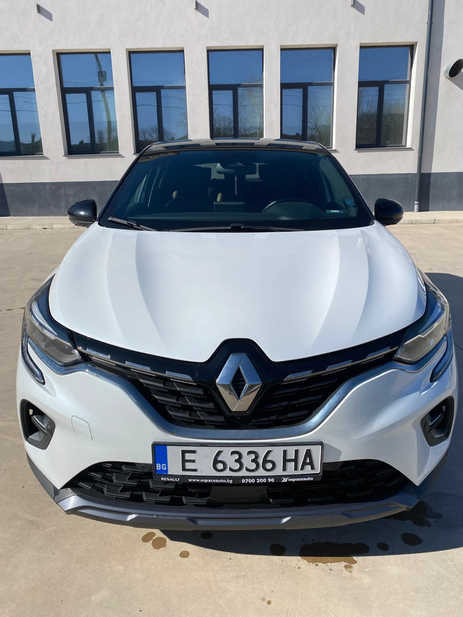 Renault Captur, снимка 2 - Автомобили и джипове - 53846322