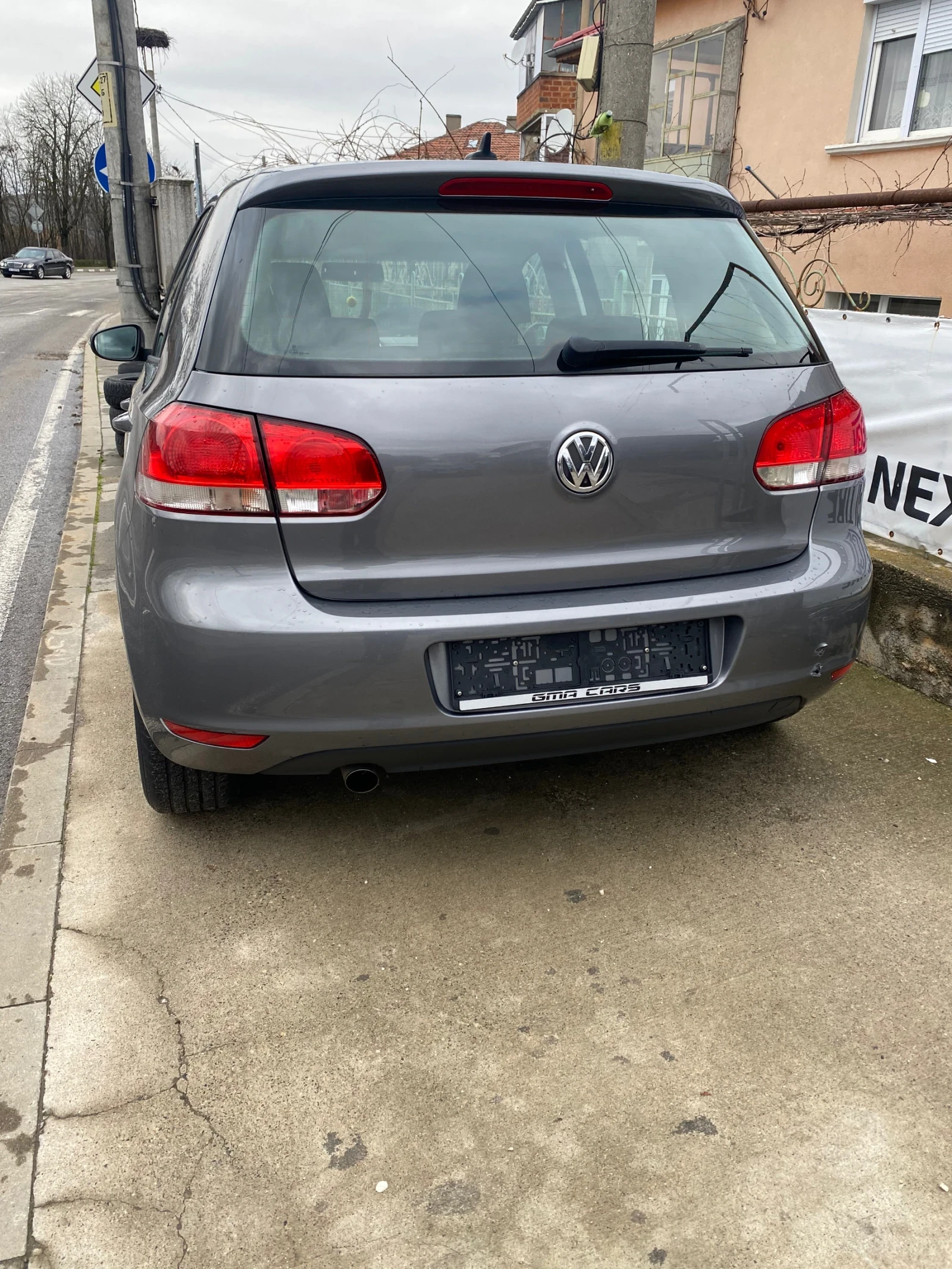VW Golf 1.6tdi, снимка 8 - Автомобили и джипове - 54105594