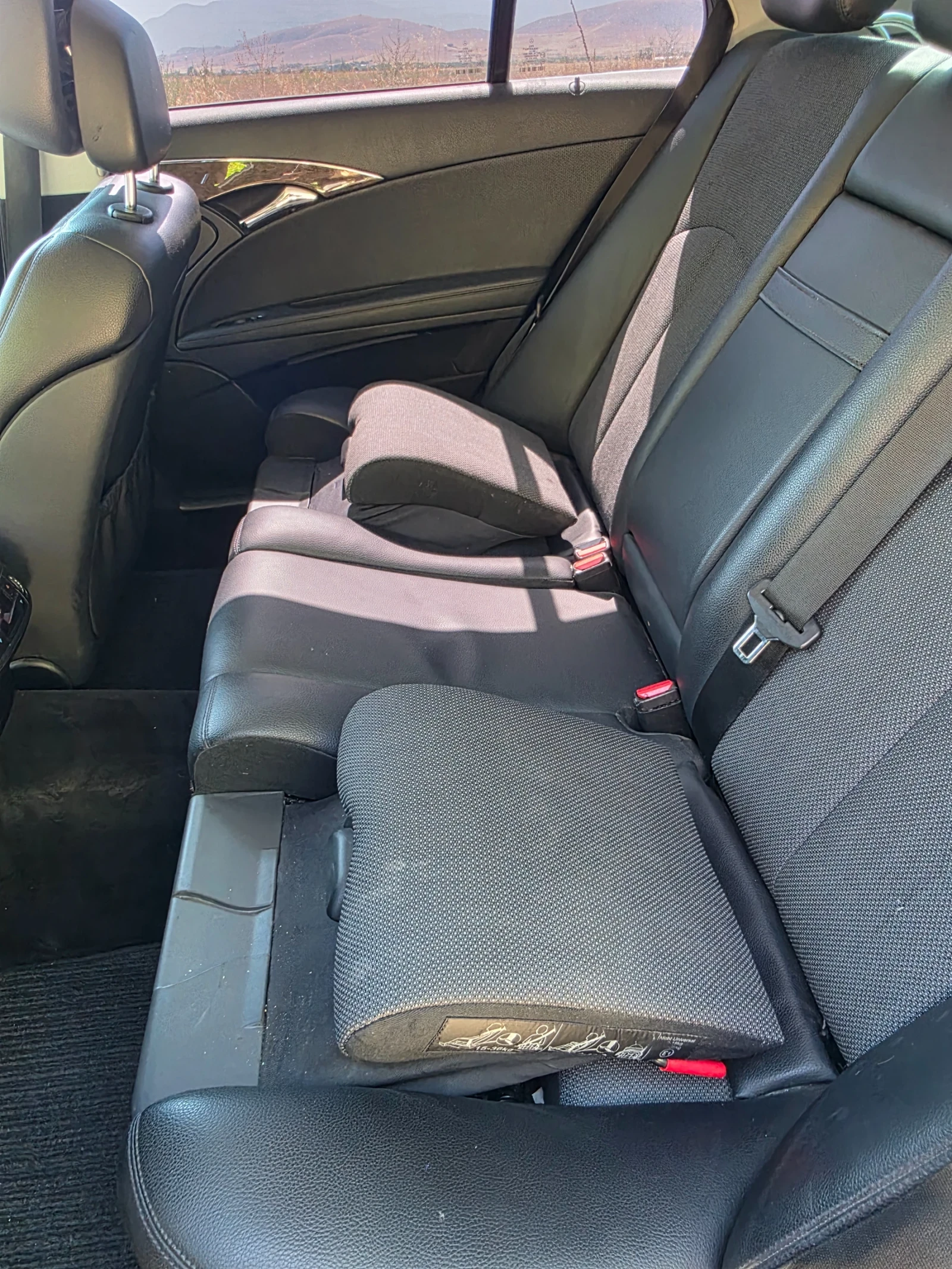 Mercedes-Benz E 280, снимка 4 - Автомобили и джипове - 54242325