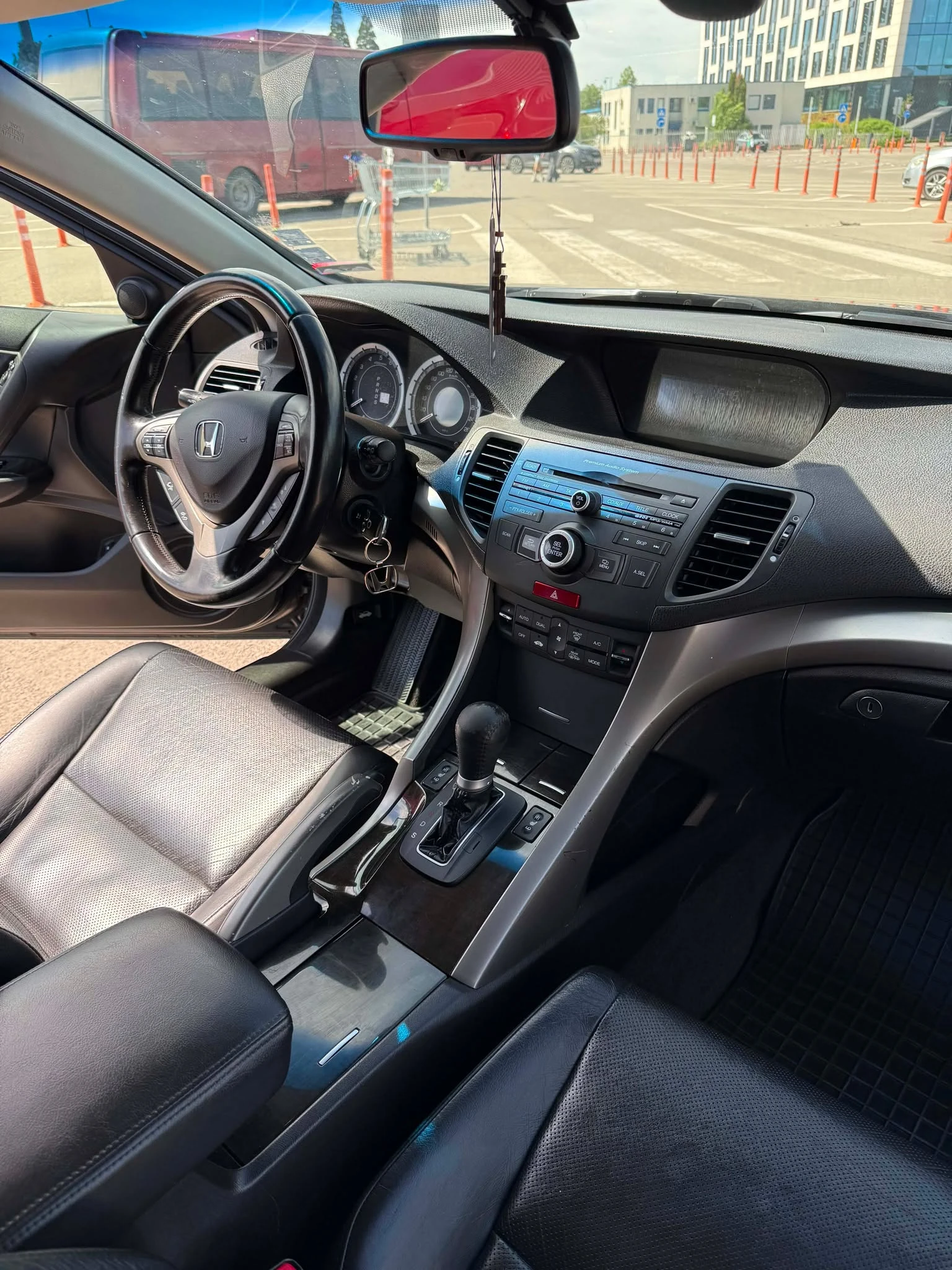 Honda Accord Tourer, снимка 16 - Автомобили и джипове - 54721171