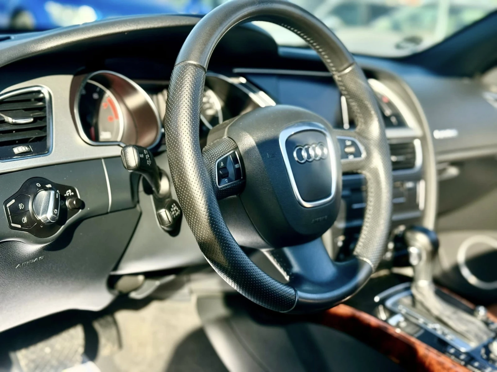 Audi A5 2.0 4х4 АВТОМАТИК, снимка 11 - Автомобили и джипове - 54909458