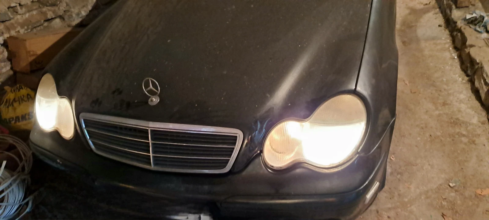 Mercedes-Benz 200