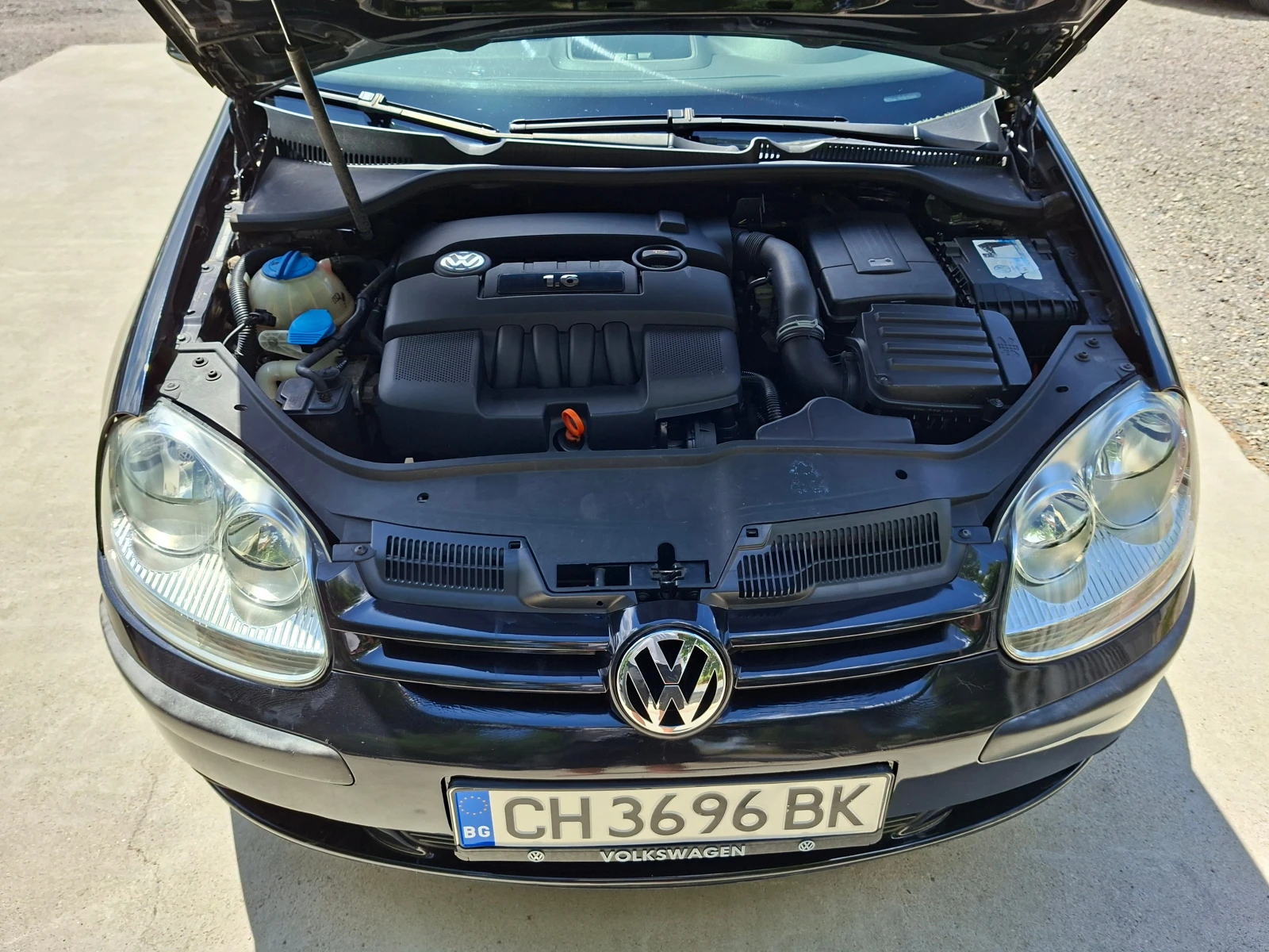 VW Golf 1.6/102KS, снимка 17 - Автомобили и джипове - 55188315