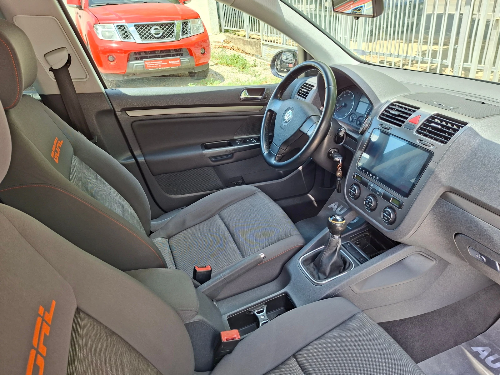 VW Golf 1.6/102KS, снимка 15 - Автомобили и джипове - 55188315