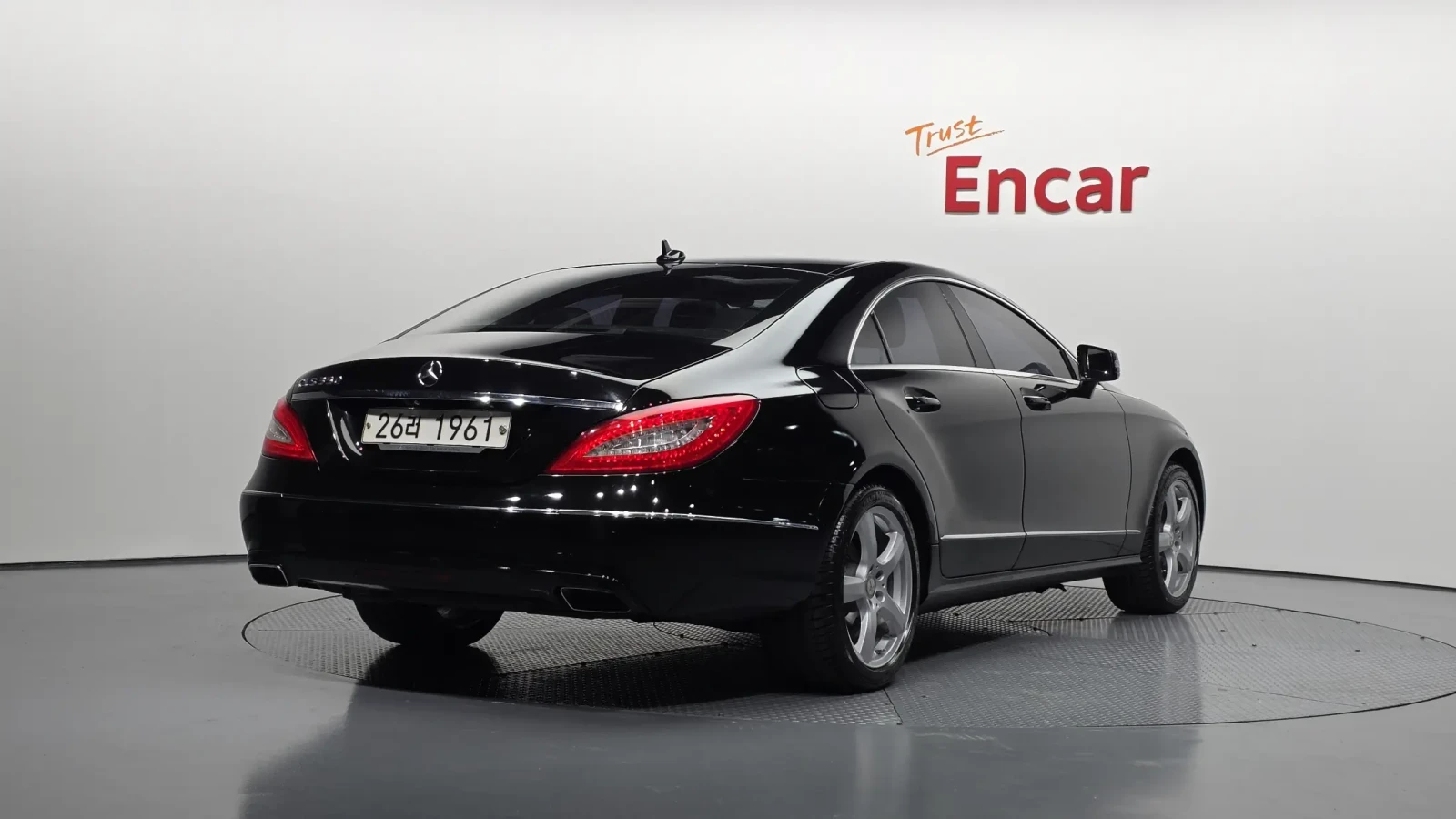 Mercedes-Benz CLS 350 AMG PACK/PANORAMA/CAM/ОБДУХ/ПОДГРЕВ/FULL, снимка 2 - Автомобили и джипове - 55219262