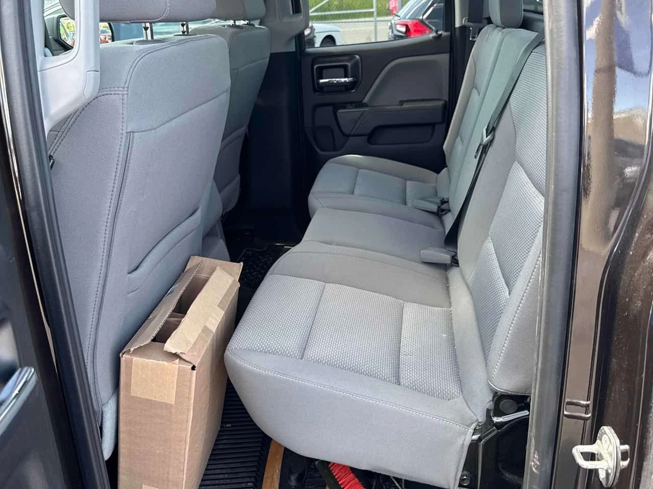 Chevrolet Silverado * LS * CARFAX * ЦЕНА ДО БГ, снимка 10 - Автомобили и джипове - 55398672