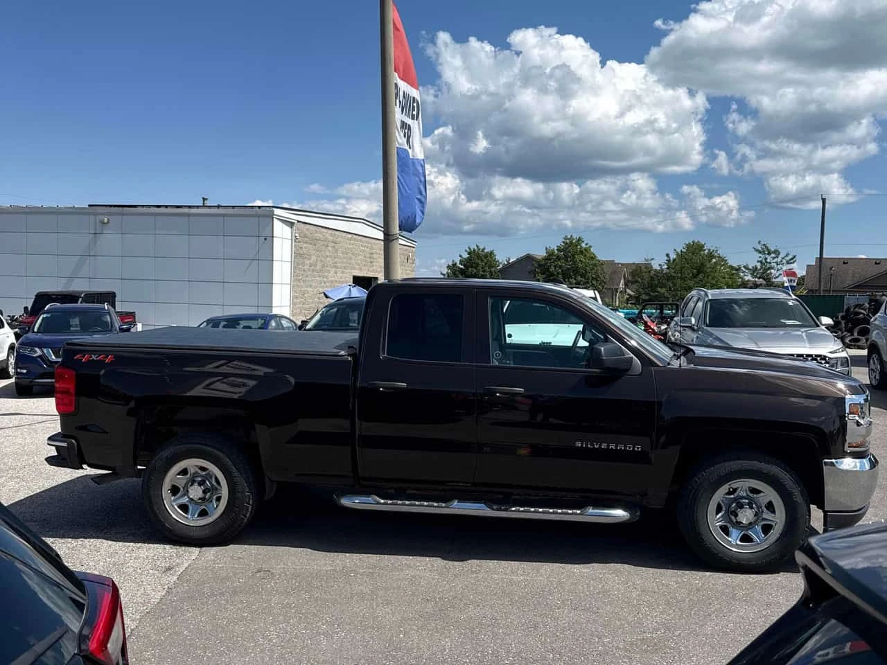 Chevrolet Silverado * LS * CARFAX * ЦЕНА ДО БГ, снимка 3 - Автомобили и джипове - 55398672