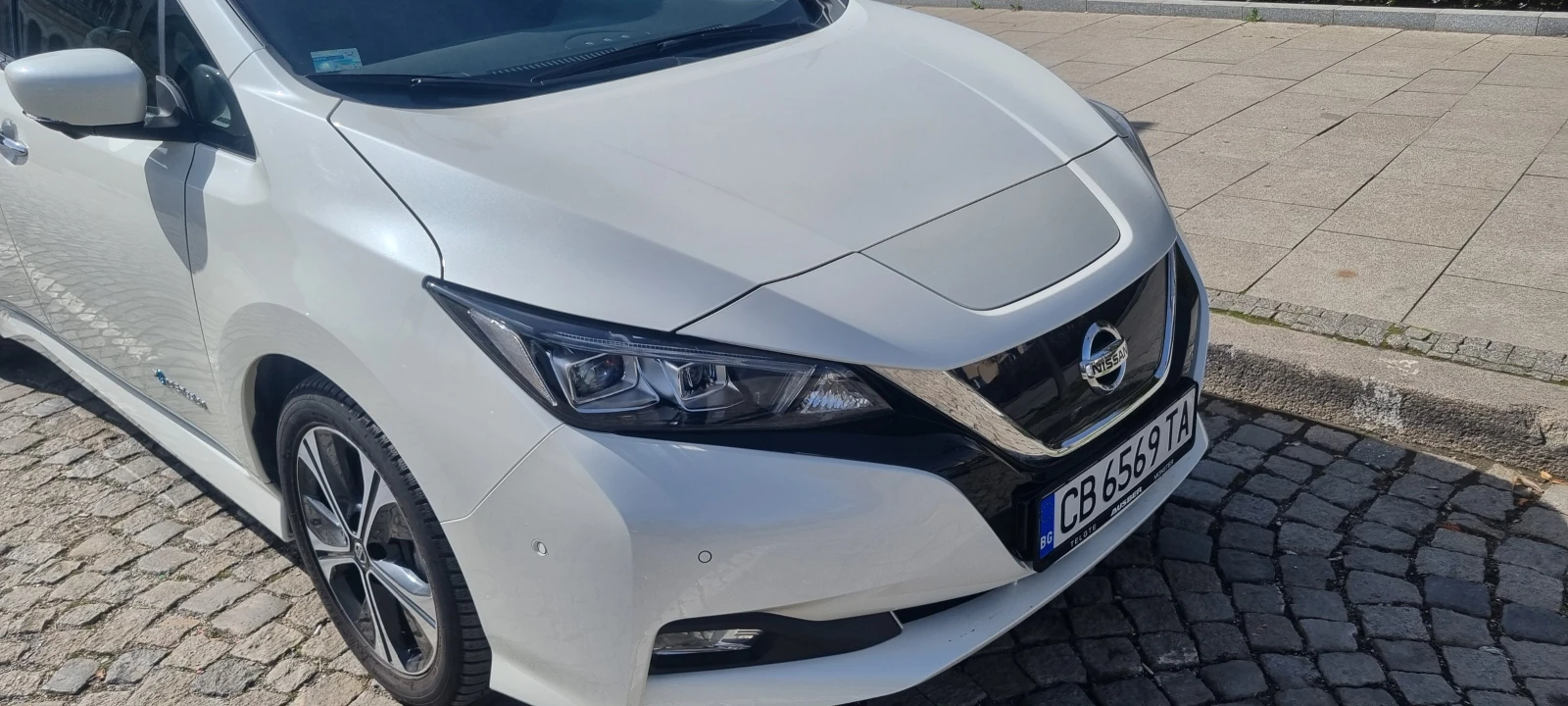 Nissan Leaf  Tekna, BOSE, Pro Pilot, снимка 3 - Автомобили и джипове - 55801649