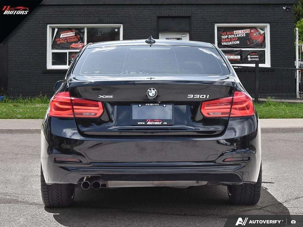 BMW 330 i xDrive Sedan| AMBIENT| ПОДГРЕВИ| ПАНОРАМА| , снимка 5 - Автомобили и джипове - 56099712