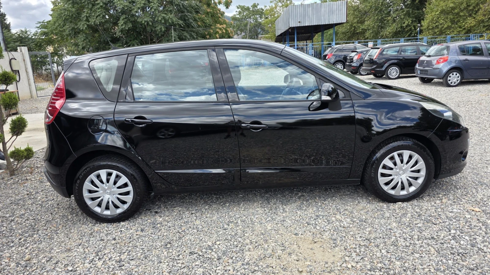 Renault Scenic, снимка 4 - Автомобили и джипове - 56532651