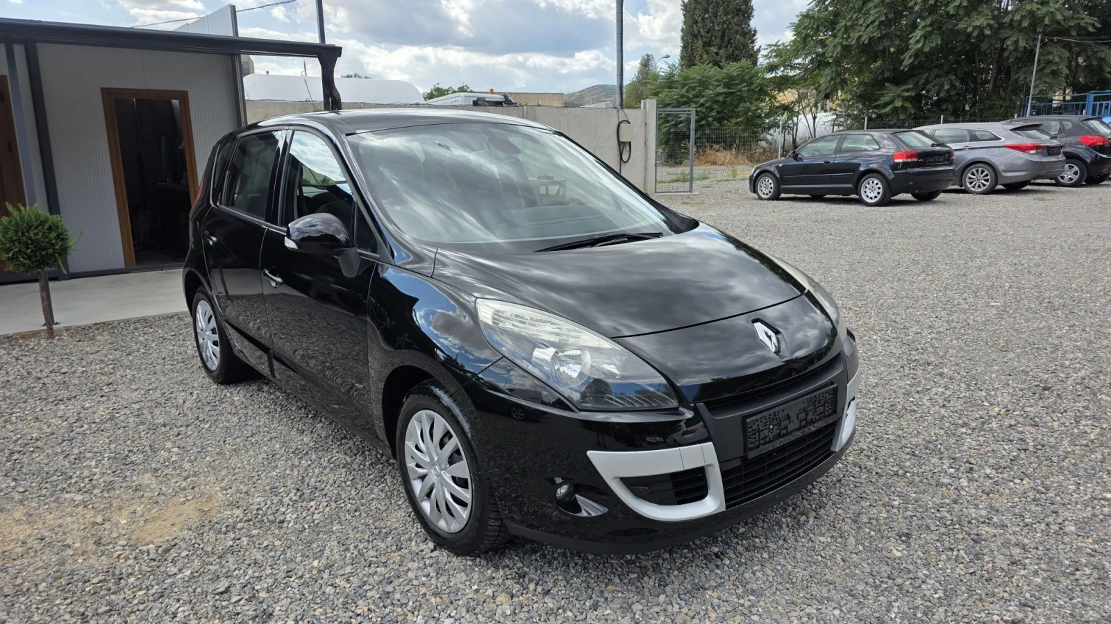 Renault Scenic, снимка 3 - Автомобили и джипове - 56532651