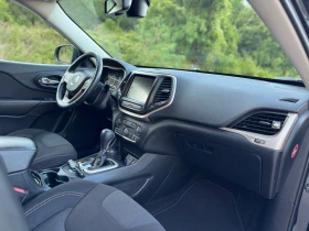 Jeep Cherokee 2.2d * NAVI* 4x4, снимка 12