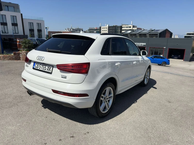 Audi Q3 2.0 TFSI, снимка 3 - Автомобили и джипове - 47008128