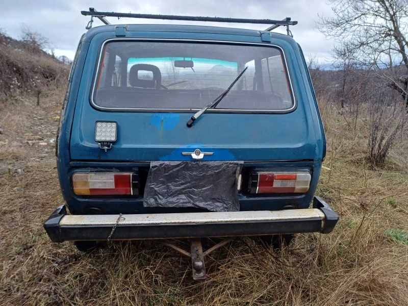 Lada Niva, снимка 11 - Автомобили и джипове - 53055404