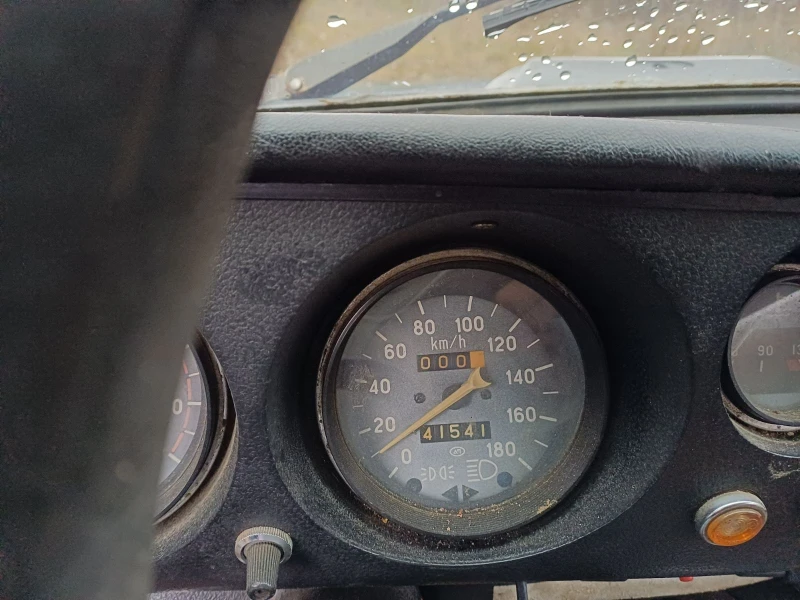 Lada Niva, снимка 3 - Автомобили и джипове - 53055404