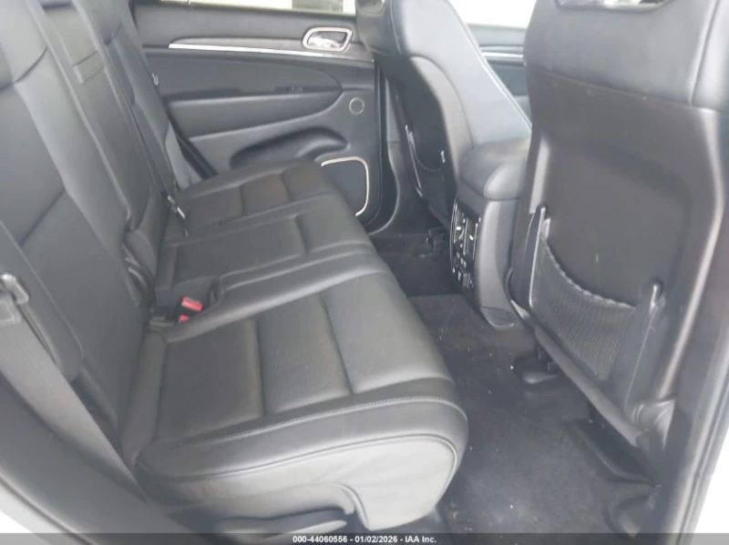 Jeep Grand cherokee 3l Summit, снимка 8 - Автомобили и джипове - 53237445