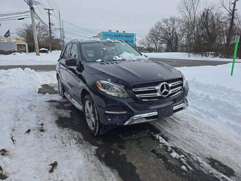 Mercedes-Benz GLE 350, снимка 4 - Автомобили и джипове - 53345393