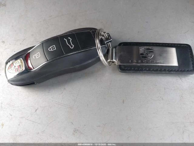 Porsche Macan Fully Loaded* Luxury PKG* Massaging seats* Premium, снимка 15 - Автомобили и джипове - 53024901