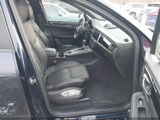 Porsche Macan Fully Loaded* Luxury PKG* Massaging seats* Premium, снимка 12 - Автомобили и джипове - 53024901