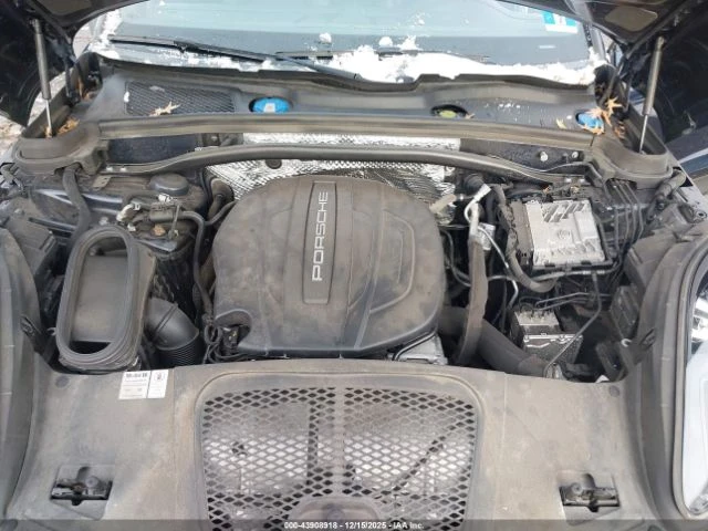 Porsche Macan Fully Loaded* Luxury PKG* Massaging seats* Premium, снимка 14 - Автомобили и джипове - 53024901