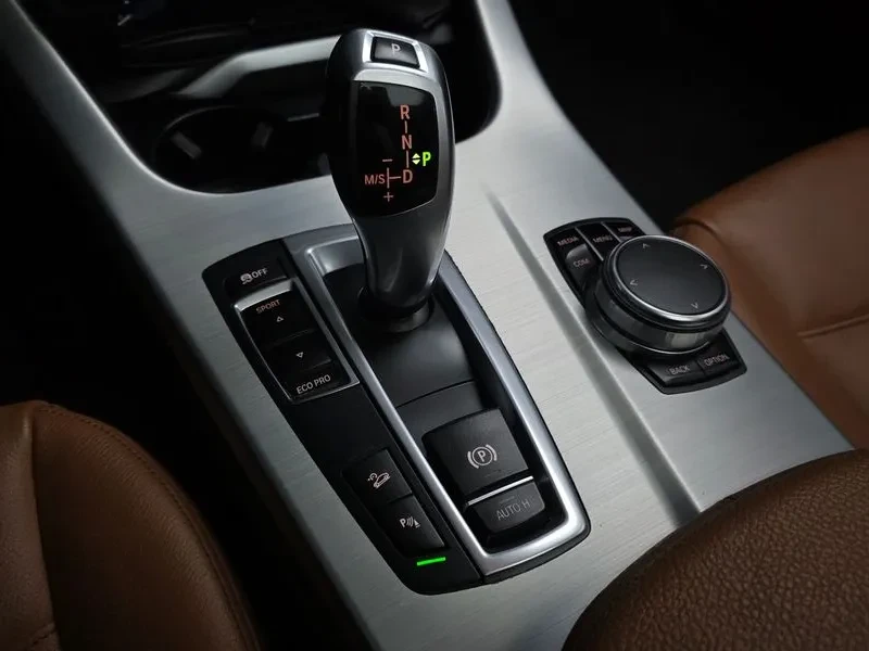 BMW X3 2.0d, снимка 9 - Автомобили и джипове - 54605934