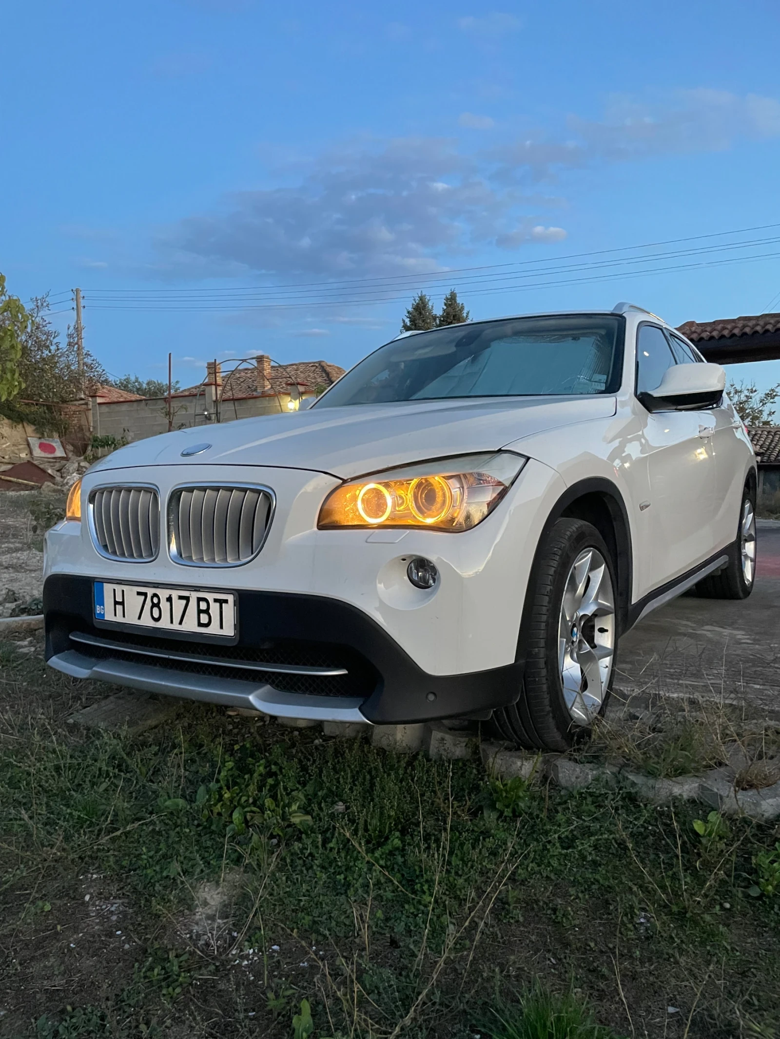 BMW X1 2.3d - изображение 7