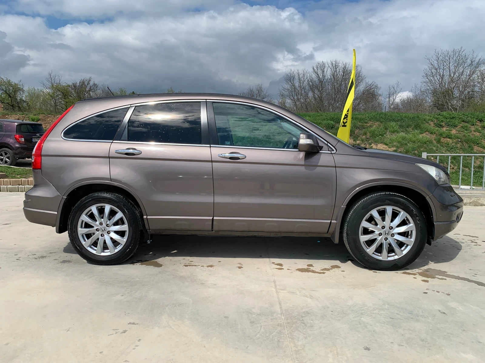Honda Cr-v 2.0 I-VTEC Автоматик - изображение 4