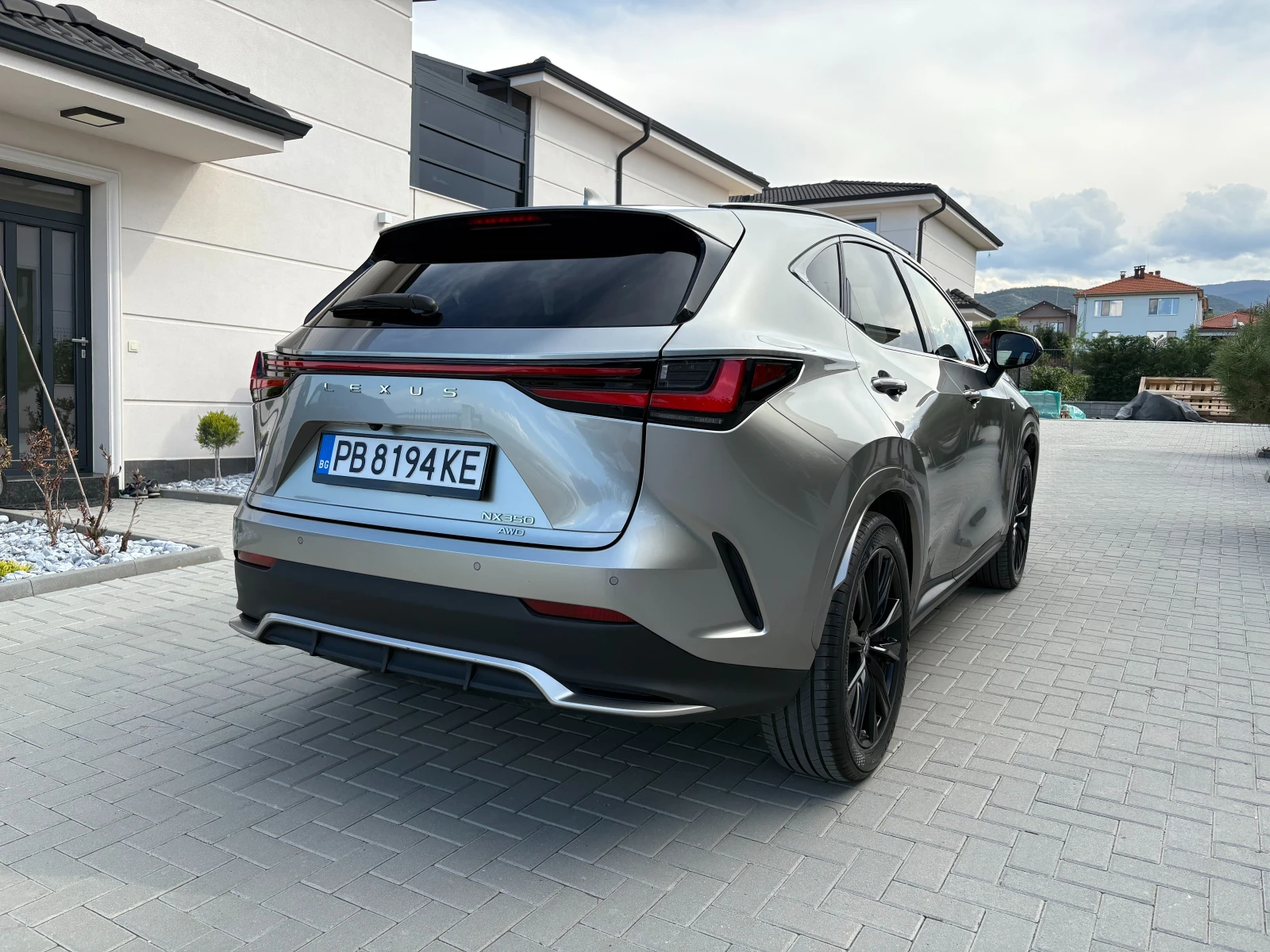 Lexus NX 350 F-SPORT - изображение 3
