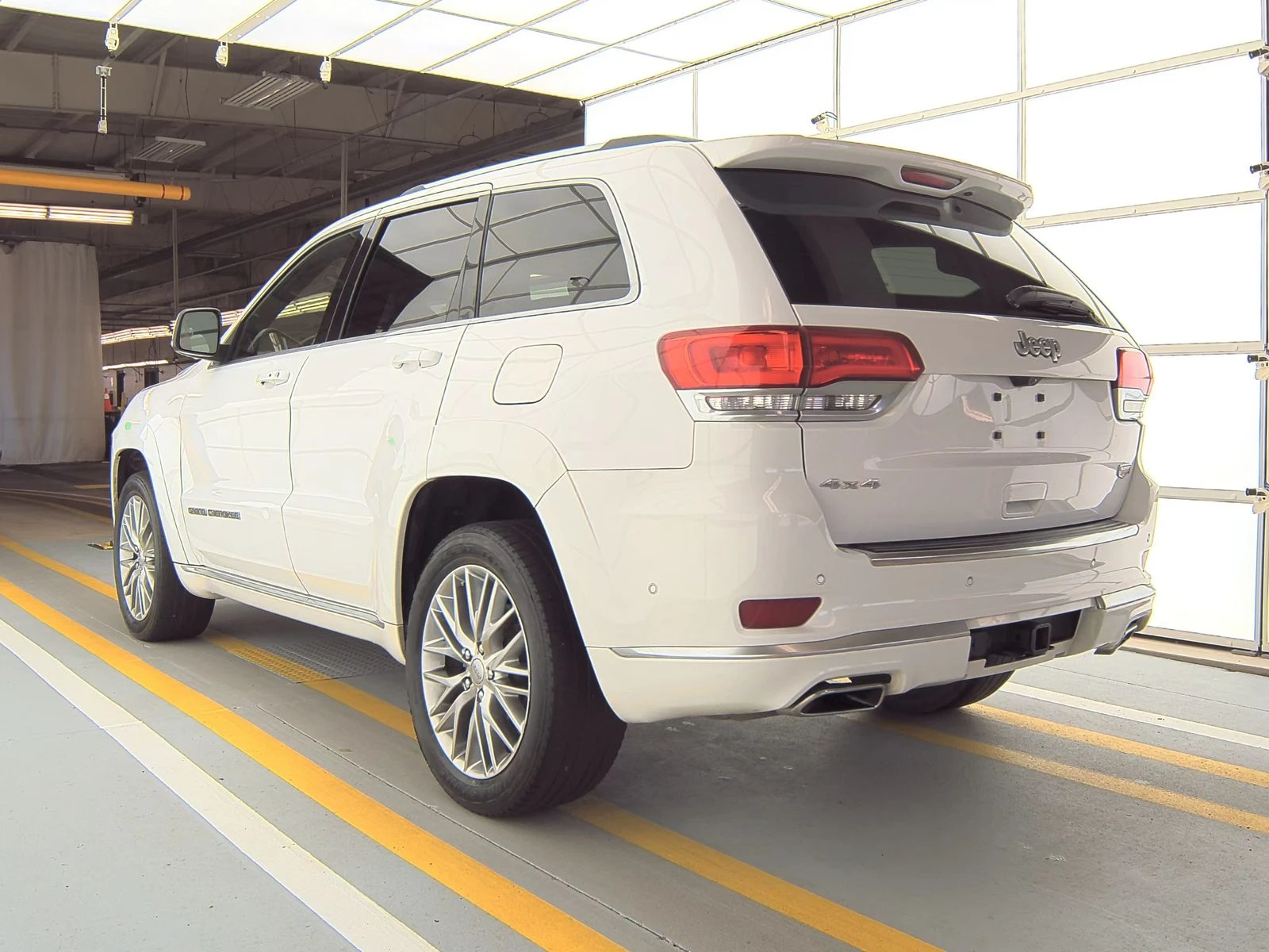 Jeep Grand cherokee Summit* FULL* ZF8* 3.6* AWD* Distronic* Обдух* Под - изображение 6