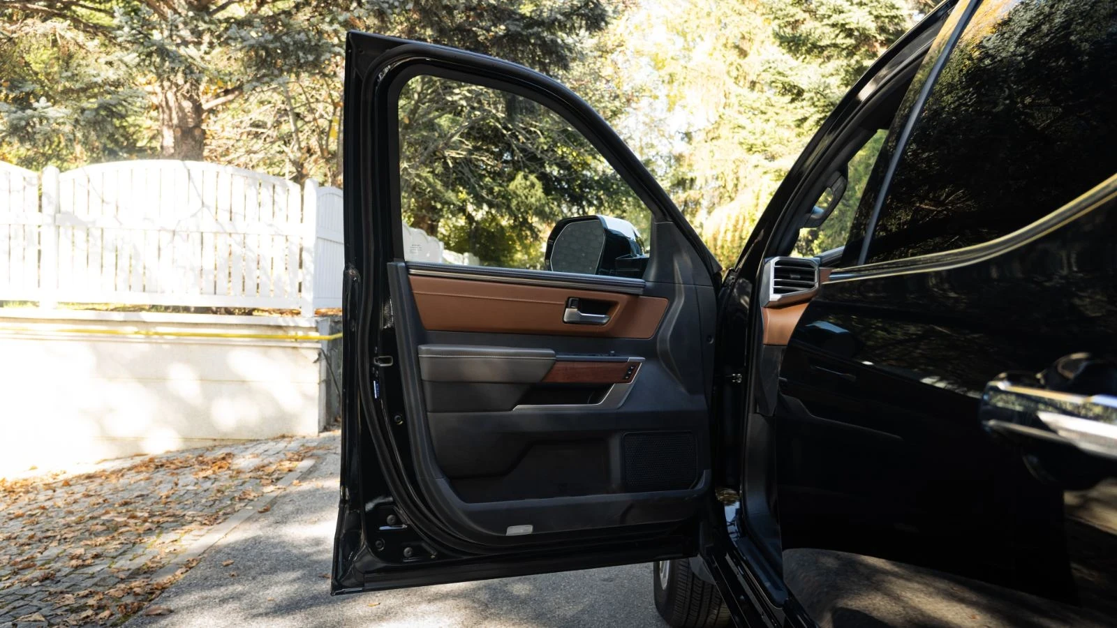 Toyota Tundra 4WD 1794 EDITION CREW MAX HYBRID  - изображение 6