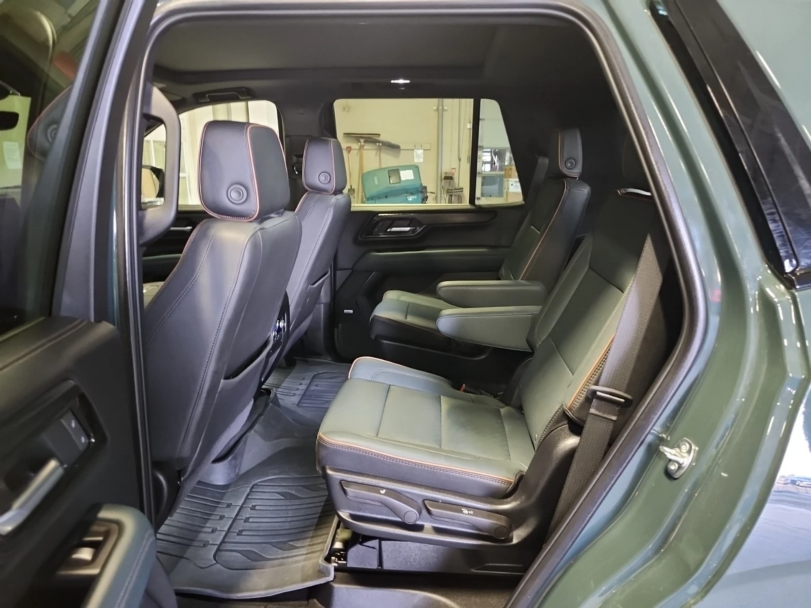 Gmc Yukon 6.2L 8cyl 4WD, снимка 12 - Автомобили и джипове - 53865859