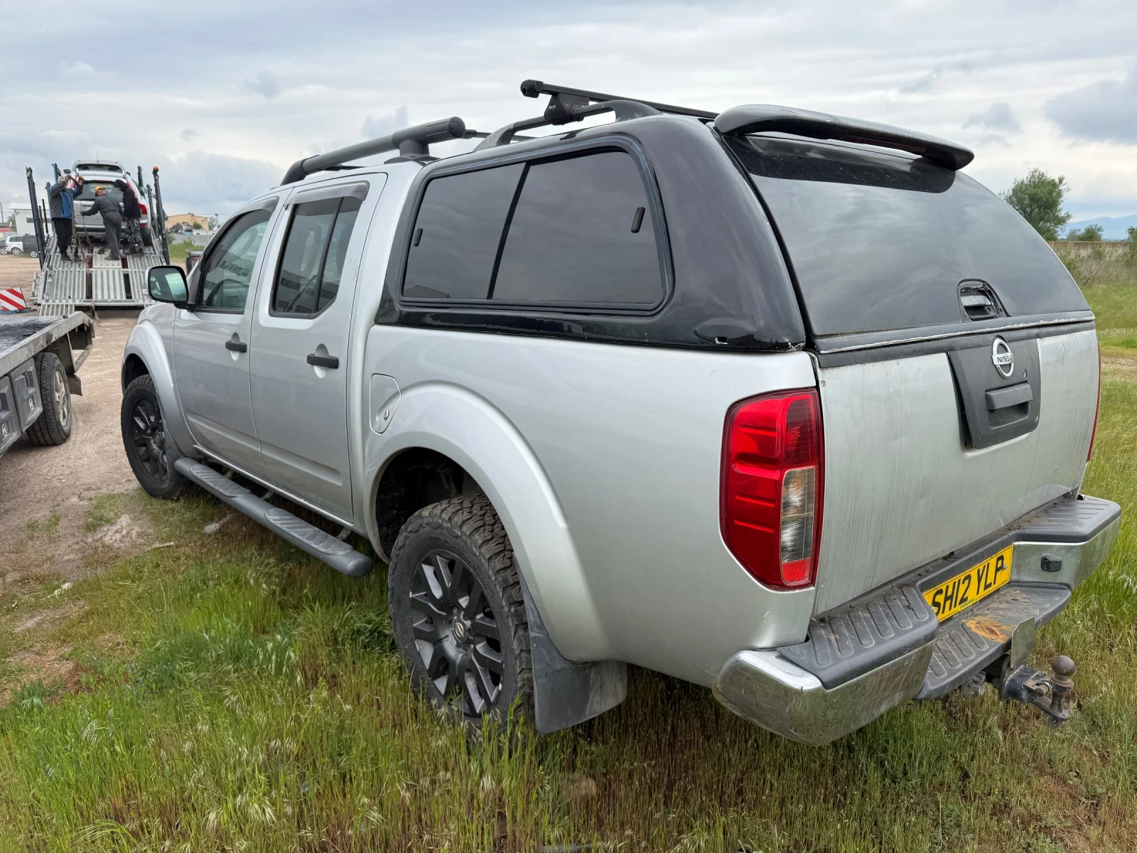 Nissan Navara 3.0 dci auto, снимка 17 - Автомобили и джипове - 54539672