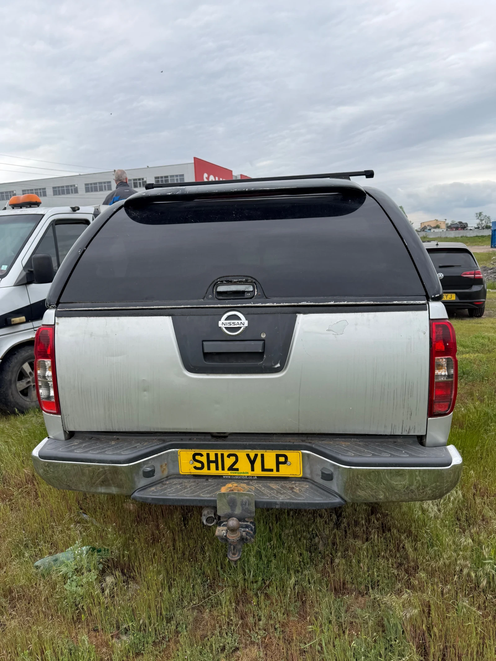 Nissan Navara 3.0 dci auto, снимка 5 - Автомобили и джипове - 54539672