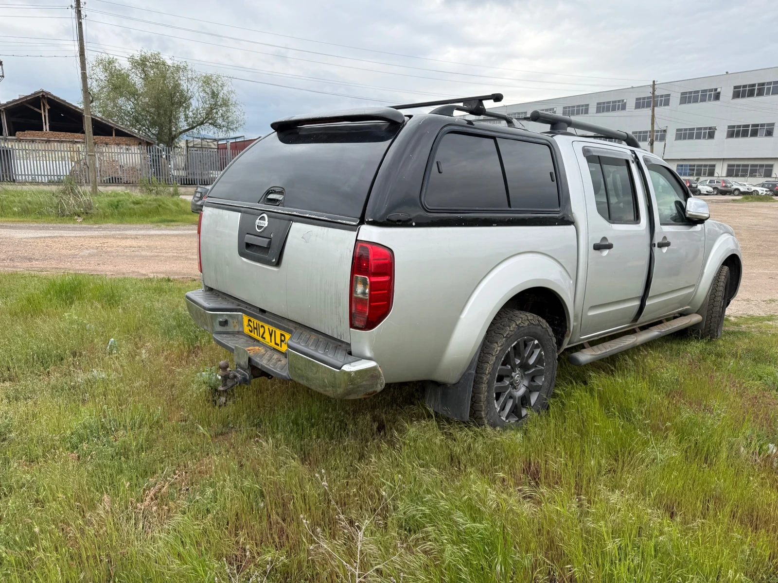 Nissan Navara 3.0 dci auto, снимка 16 - Автомобили и джипове - 54539672