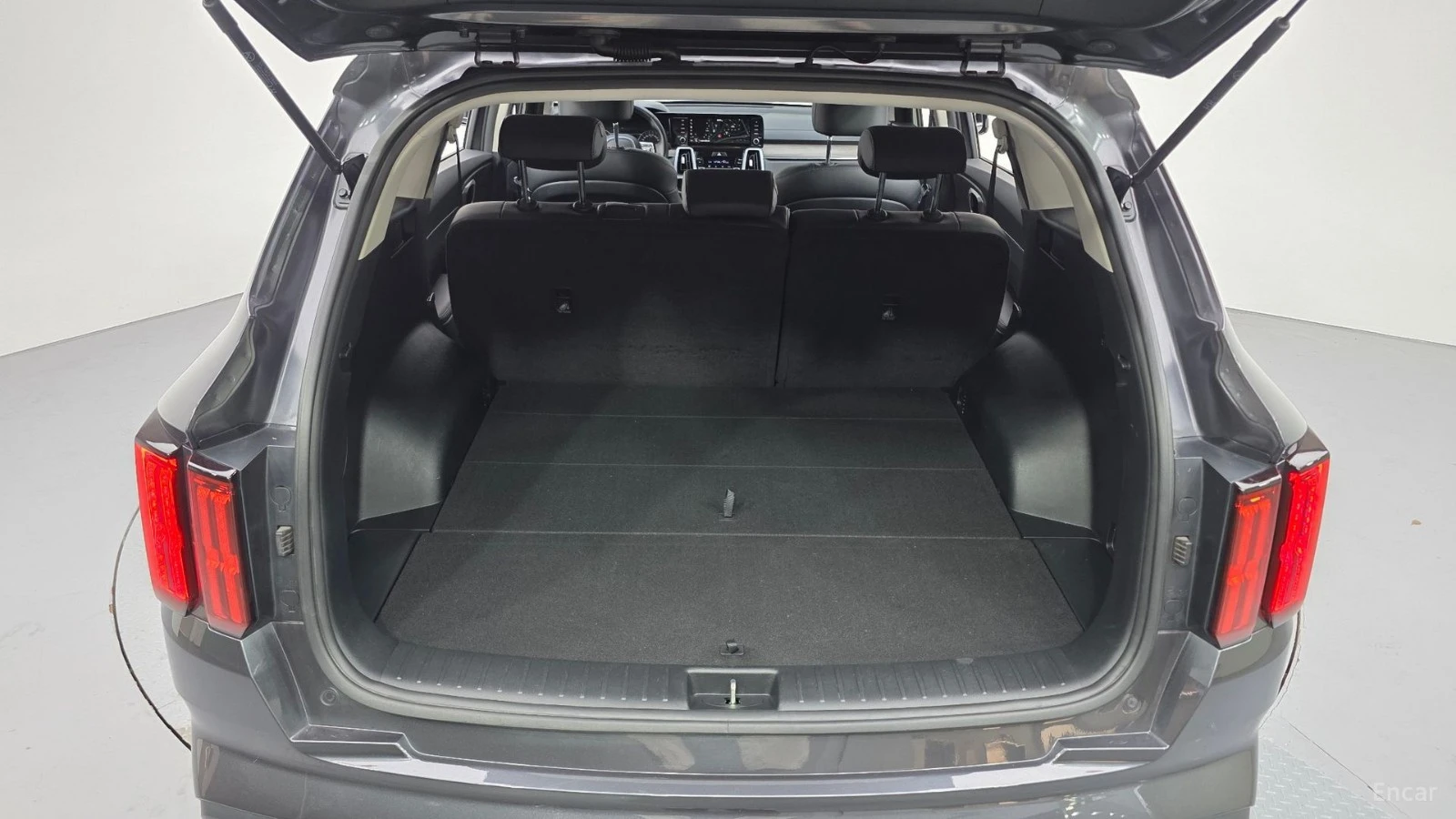 Kia Sorento 2.2D* Trendy* ПОДГРЕВ* КАМЕРА* КОЖА* KEYLESS* , снимка 15 - Автомобили и джипове - 55460239