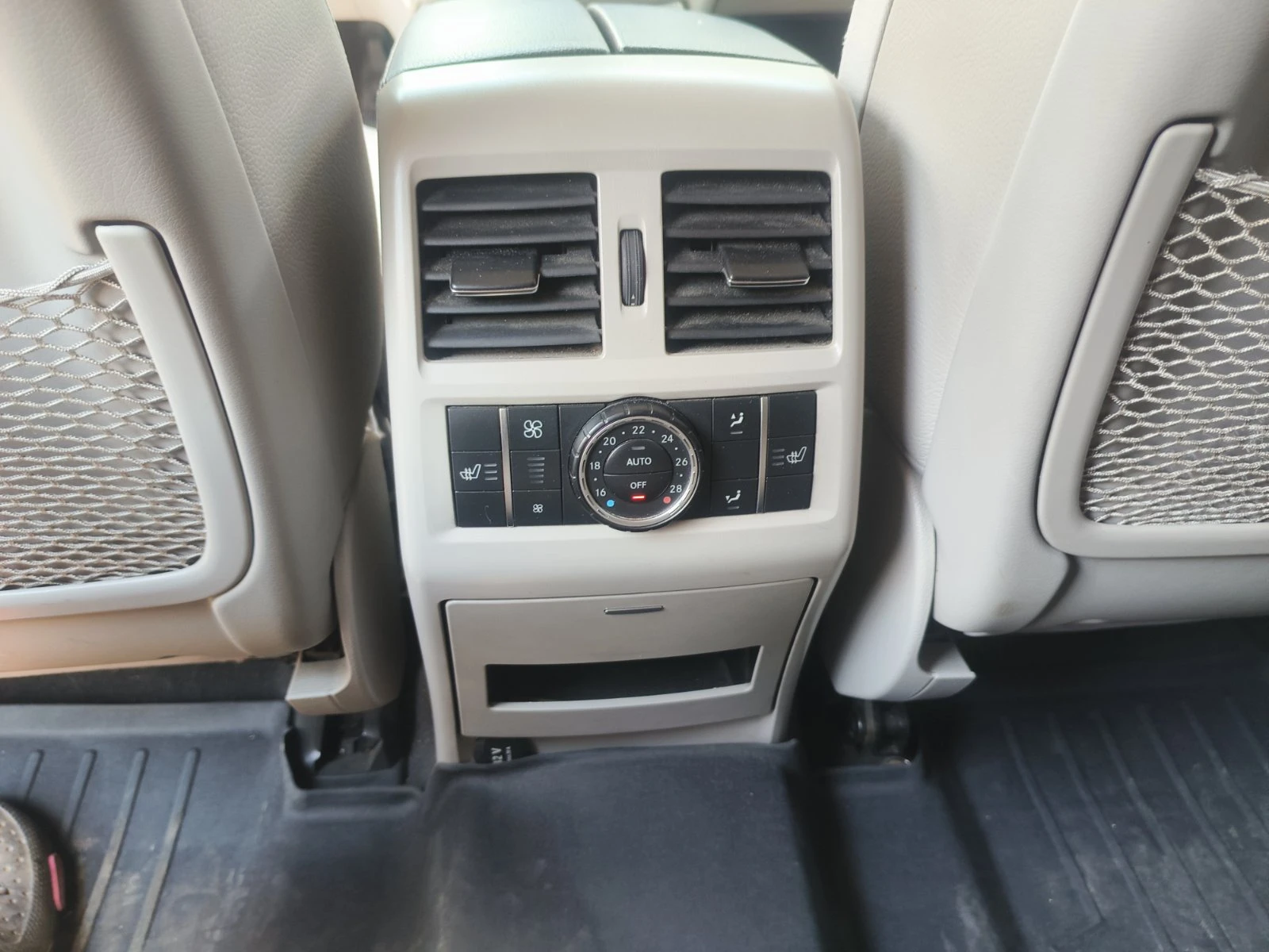 Mercedes-Benz ML 350, снимка 8 - Автомобили и джипове - 55905179