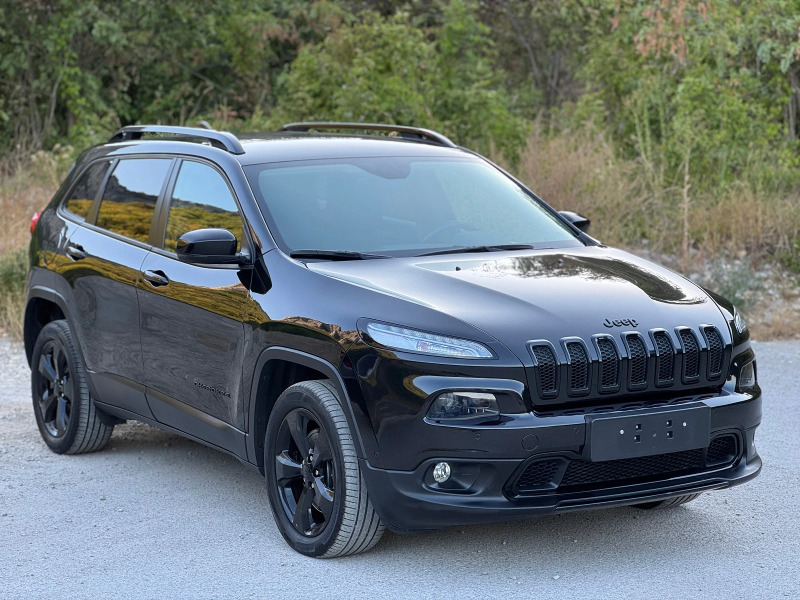 Jeep Cherokee 2.2d * NAVI* 4x4, снимка 4 - Автомобили и джипове - 55933942