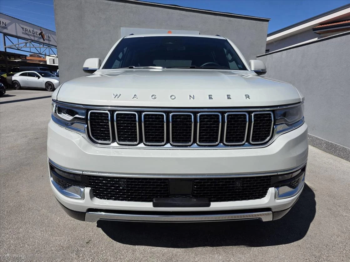 Jeep Grand Wagoneer 5.7L V8, снимка 2 - Автомобили и джипове - 56270472