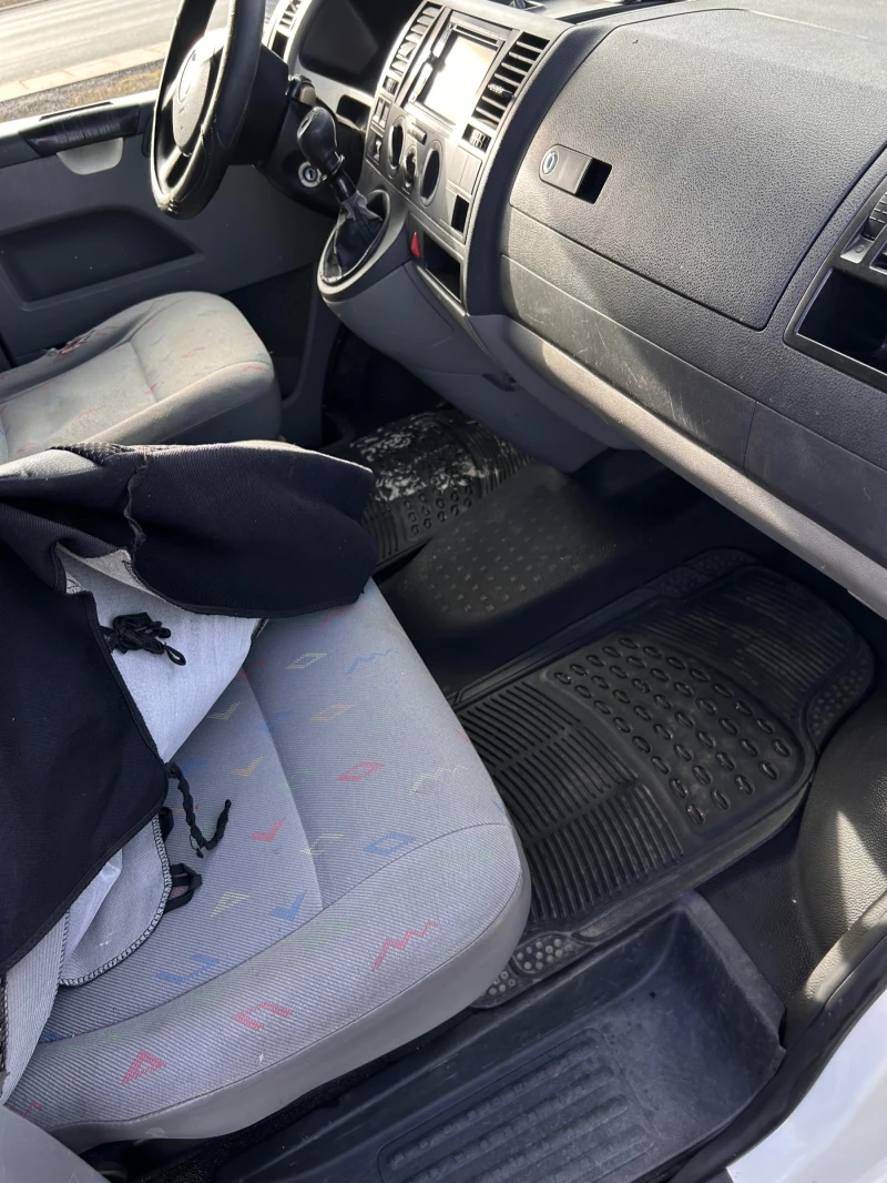 VW Transporter Дълга база, товарен, снимка 9 - Бусове и автобуси - 53132181