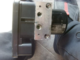 Греда задна броня и др. части от Голф 5, снимка 16