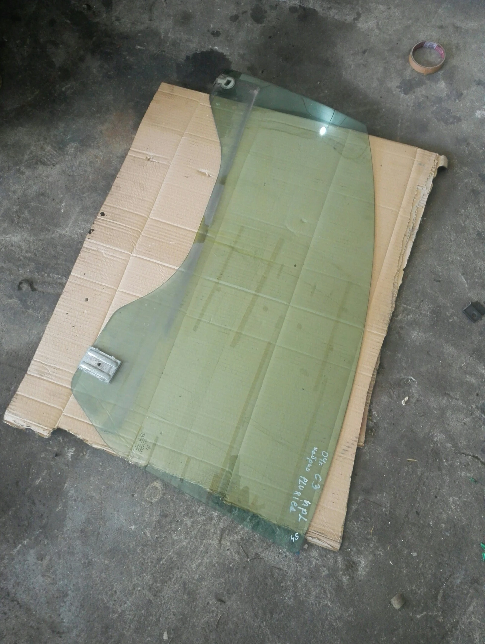 ������ ������ ���� ������� �3 ������� | Mobile.bg � ����������� 1