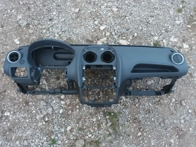 Арматурно табло с еърбег форд фиеста 1.4 тдци 