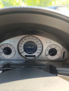 Mercedes-Benz E 270, снимка 11
