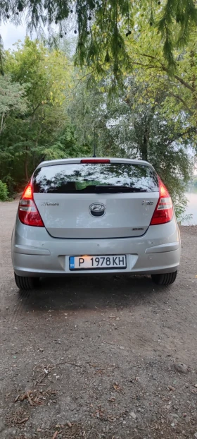 Hyundai I30 2.0 CRDI, снимка 3