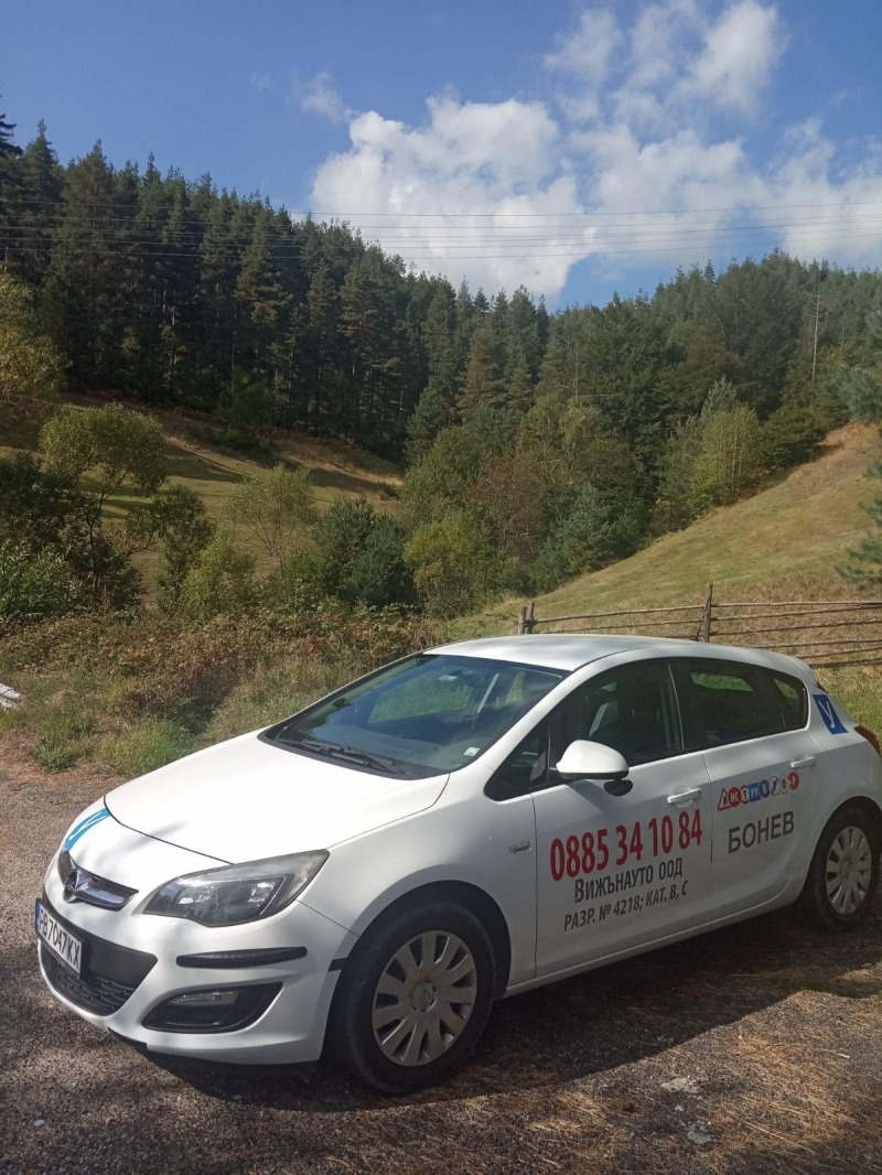 Opel Astra J Selection