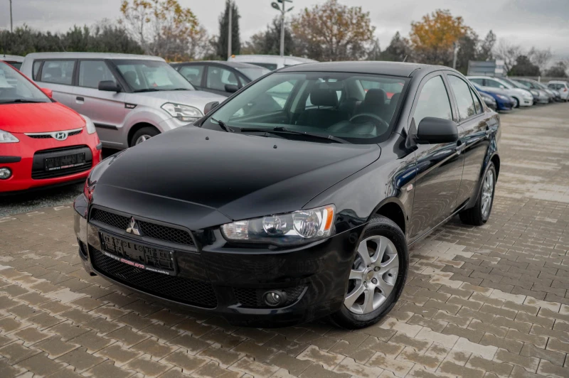 Mitsubishi Lancer 1.5* 109* седан* бензин, снимка 1 - Автомобили и джипове - 43117494