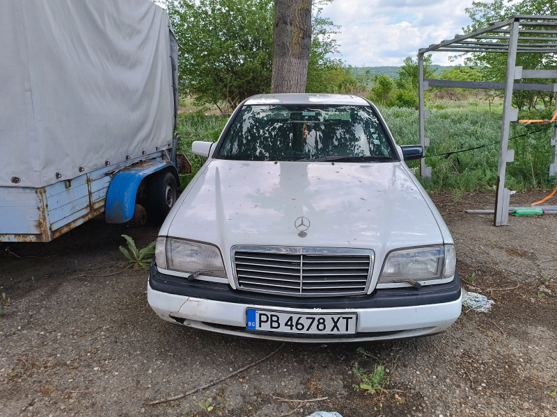 Mercedes-Benz C 180, снимка 1 - Автомобили и джипове - 46293763